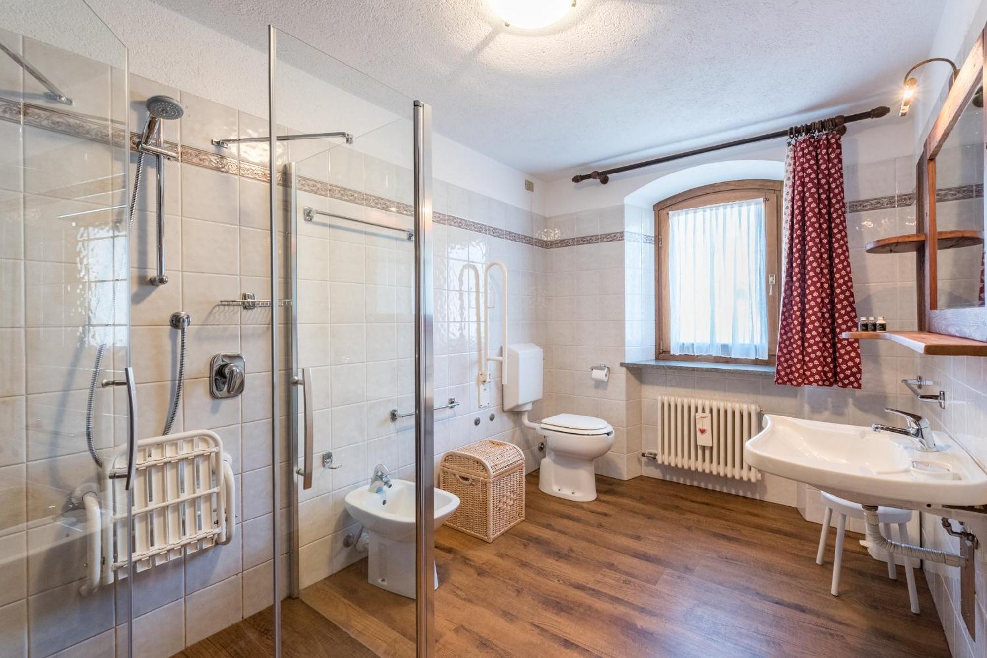 Maison Lo Triolet Introd Dış mekan fotoğraf