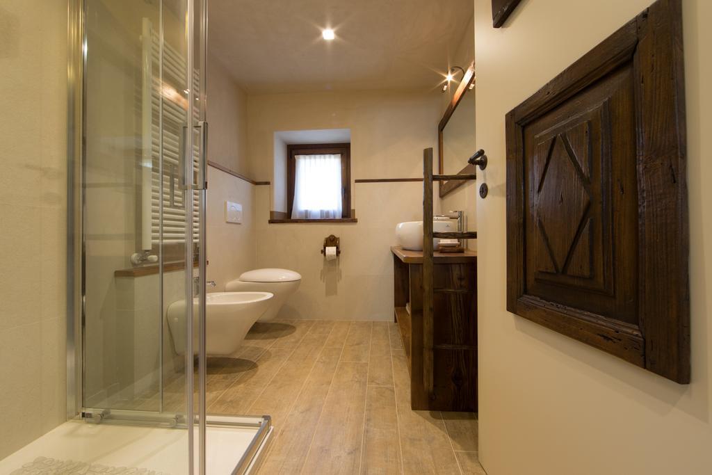 Maison Lo Triolet Introd Dış mekan fotoğraf